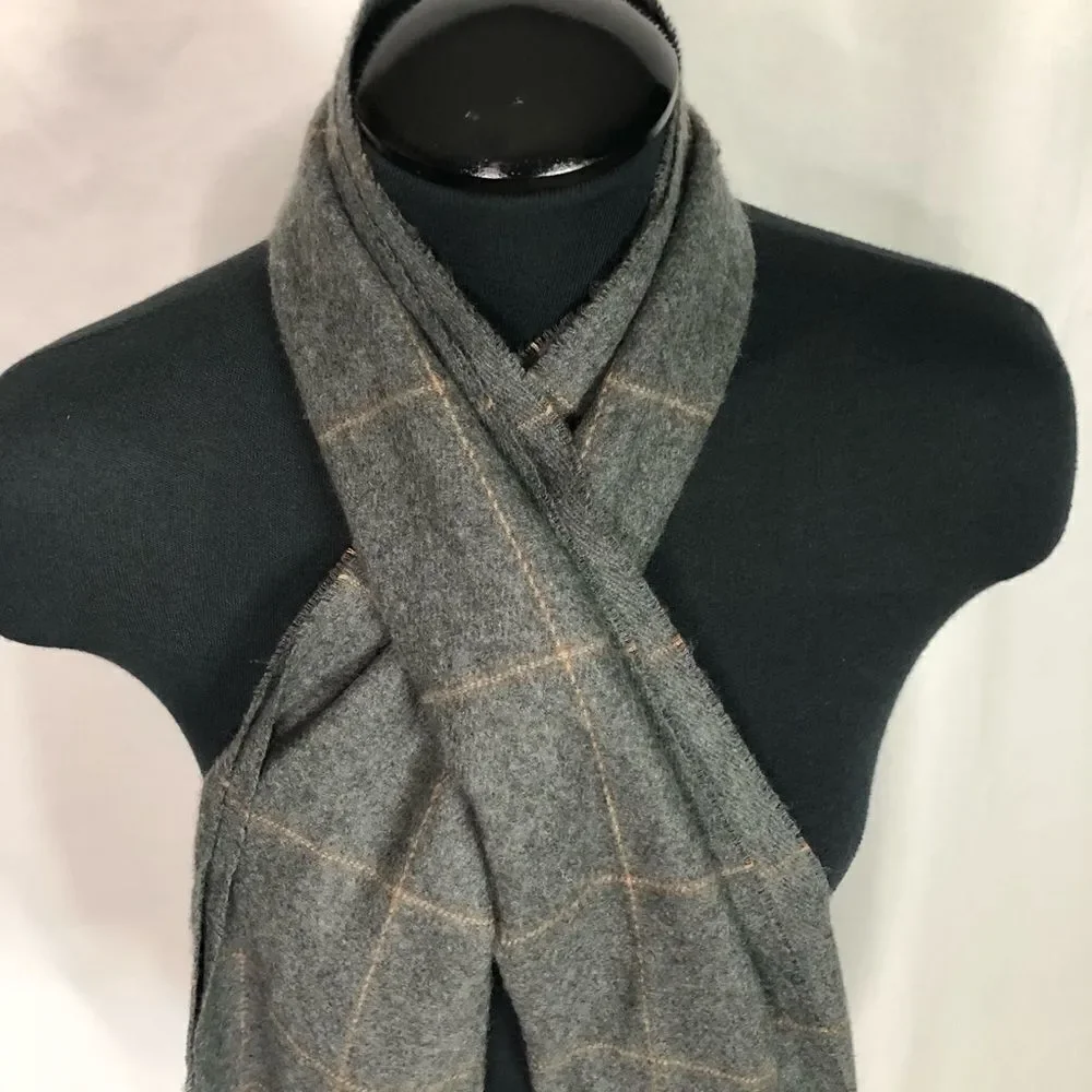 Geoffrey‎ Beene Gray Plaid Scarf